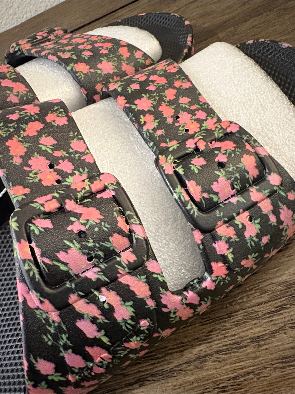 NWT [Freedom Moses] Duel Band Floral Slides Sandals Black/Pink Women’s 11-12 - Picture 9 of 11